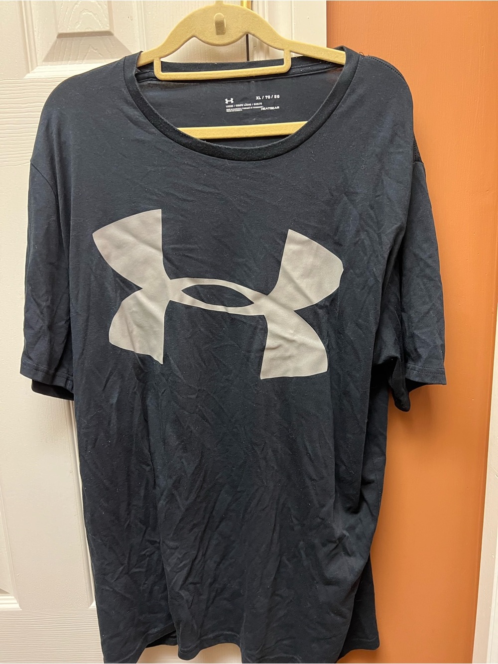 Under Armour Men’s Black Tee with Large White Logo